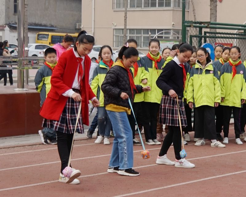 濉溪縣實驗小學 讓健康課間游戲流行起來