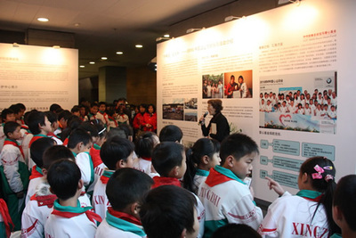 京寶行BMW文化日學生追溯兩岸精神家園