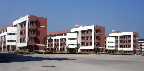 以 光 執(zhí)筆 代言城市未來