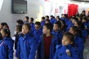 北大附屬實驗學(xué)校小學(xué)段國際軌 參觀三元奶廠冬季社會實踐