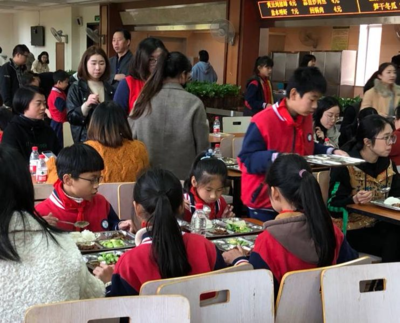 1個半小時!杭州良渚工廠大火被撲滅!他們的這些行為 連消防都點贊!