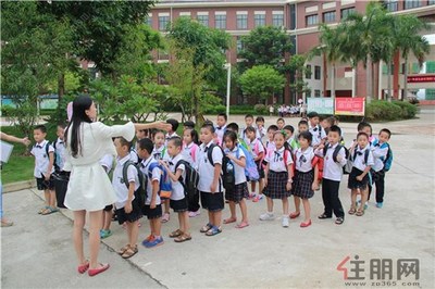 南寧市天桃實驗學校嘉和城校區盛大開學 1000余名師生迎來新學年