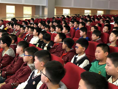 句容實小:為青春護航 做快樂少年