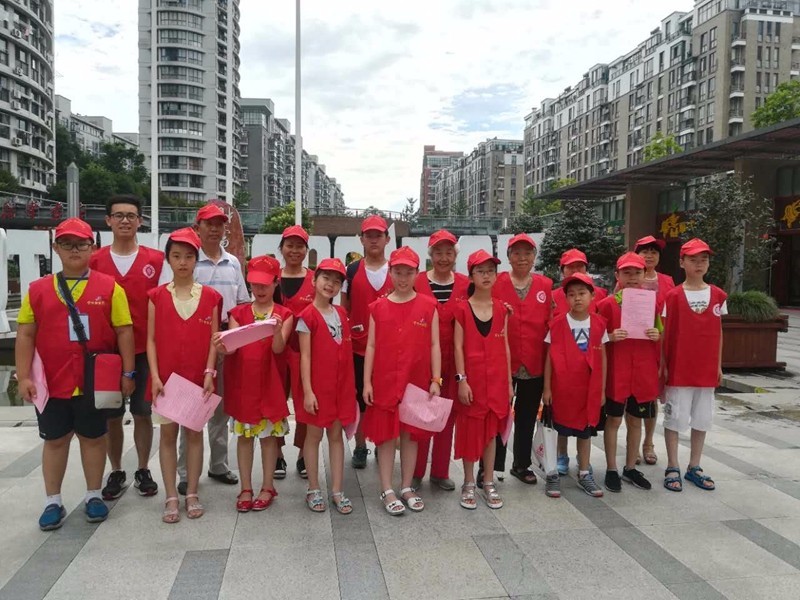 【播報】江北這群小學生暑期實踐走進工廠 成為“小小包裝員”